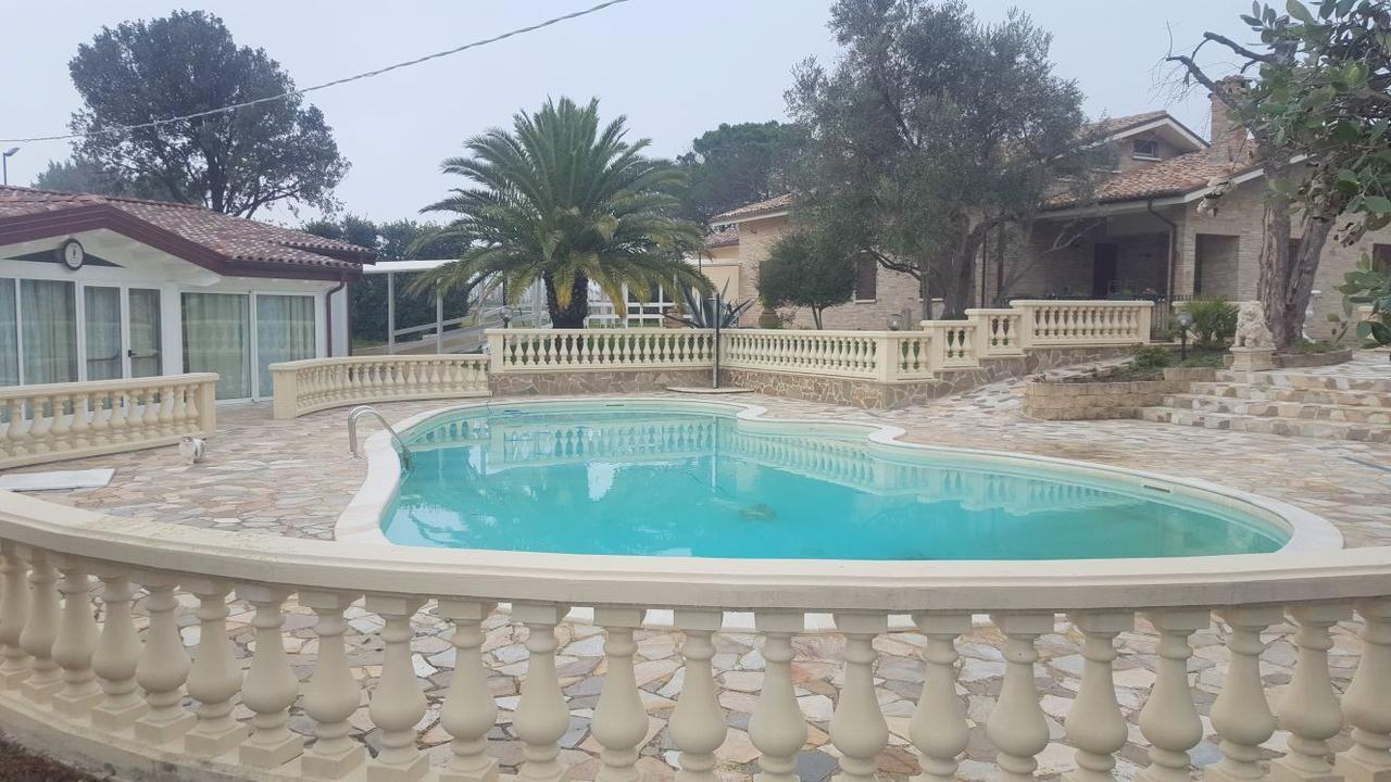 Country House Resort Villa Giardino Degli Eventi Fano Buitenkant foto