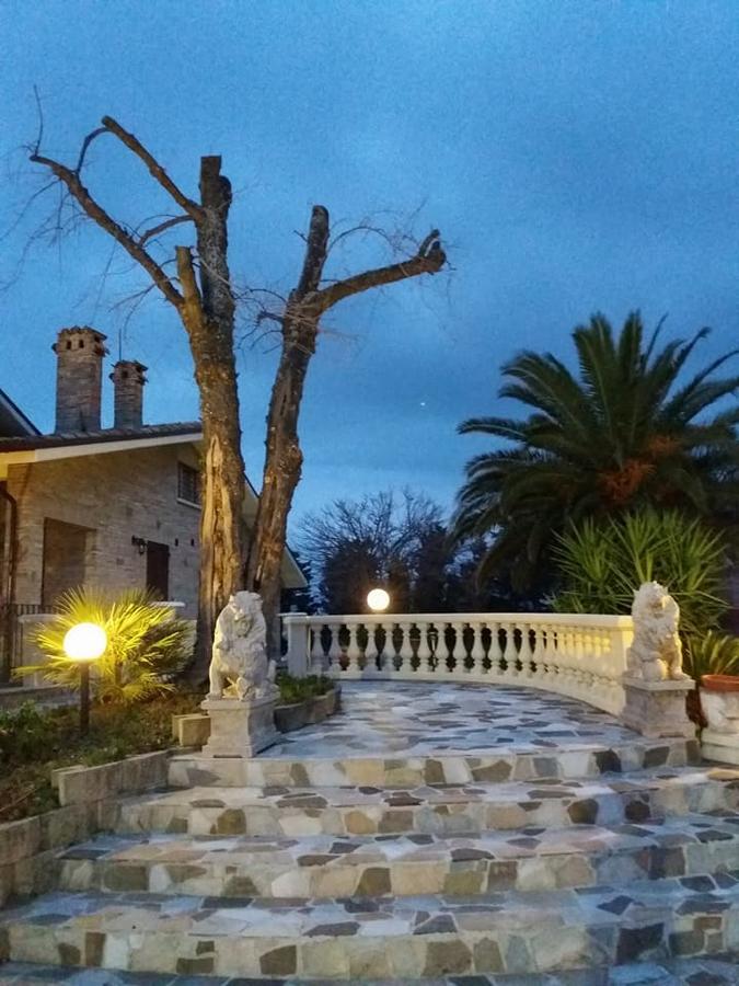 Country House Resort Villa Giardino Degli Eventi Fano Buitenkant foto
