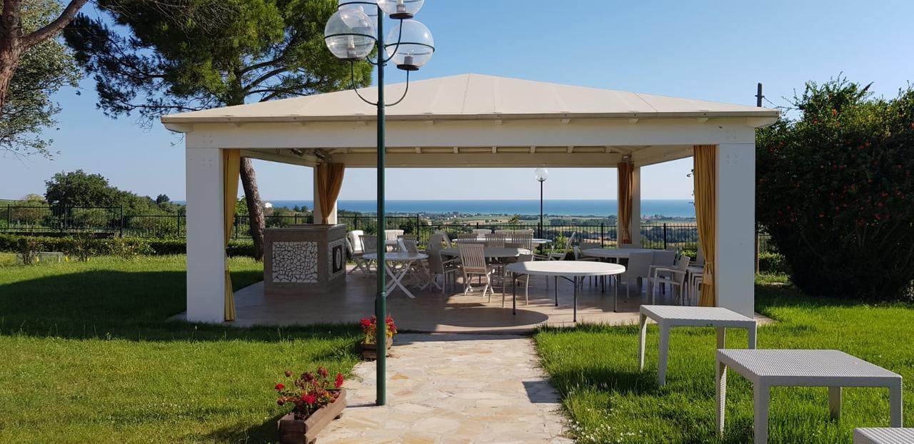 Country House Resort Villa Giardino Degli Eventi Fano Buitenkant foto